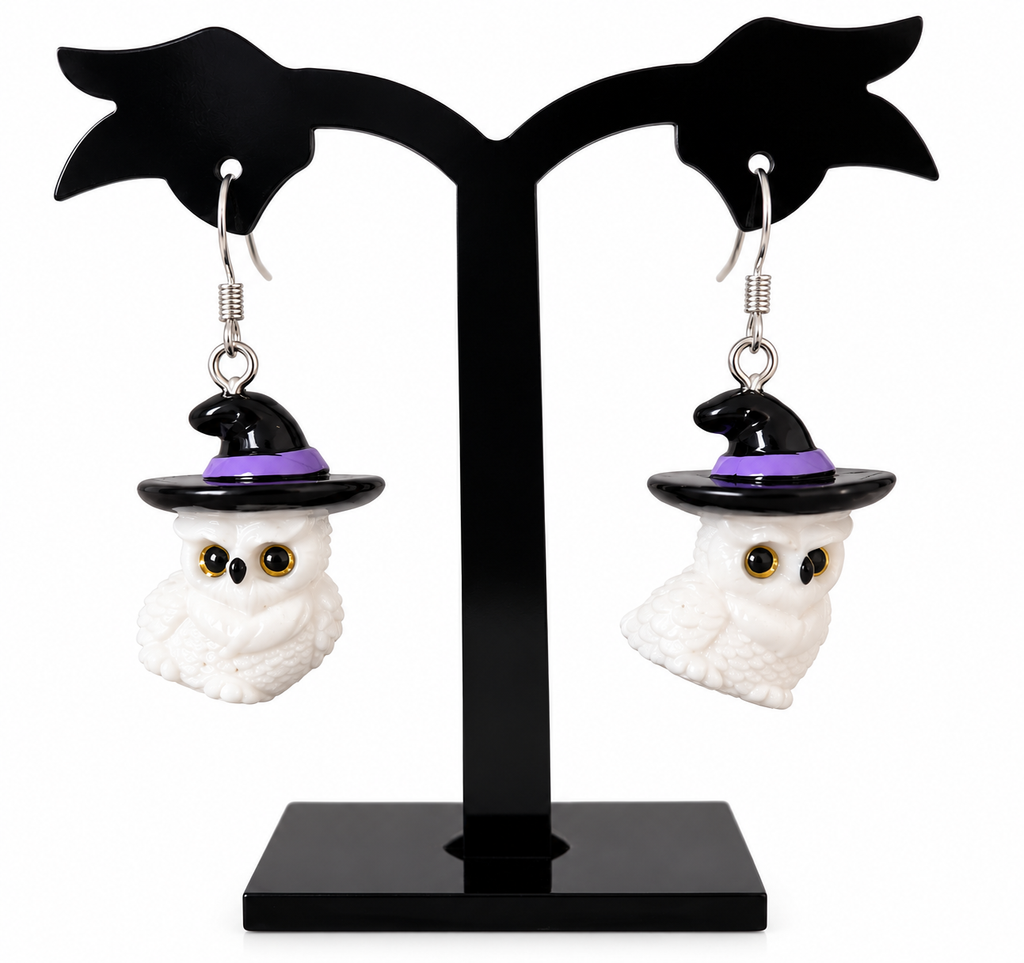 Boucles d’oreilles Halloween Edwige – Chouettes en résine et chapeaux de sorcière